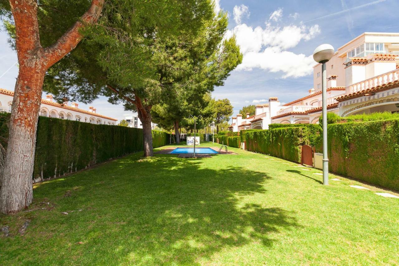 Uhc Bosque II Family Complex Villa L'L'Hospitalet de l'Infant Exteriör bild